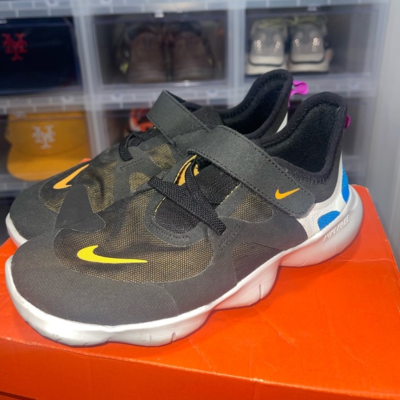 Nike Kid's Free RN 5.0 Running Shoes Black/Orange/Blue - Picture 2 of 5